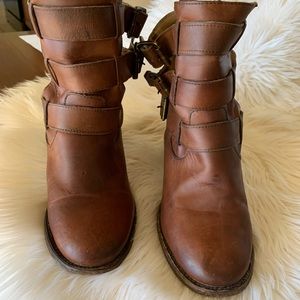 Free Bird Rollin boots 3 straps